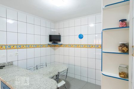 Casa à venda com 310m², 4 quartos e 10 vagas Casa à venda com 310m², 4 quartos e 10 vagasCozinha