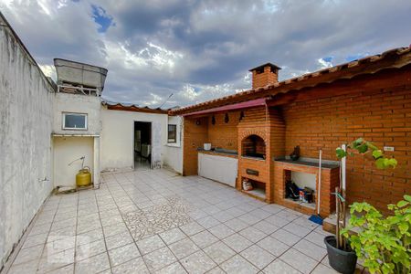 Casa para alugar com 300m², 3 quartos e 6 vagasÁrea comum - Churrasqueira