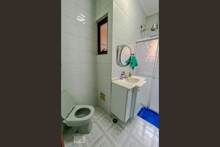 Casa para alugar com 300m², 3 quartos e 6 vagasBanheiro