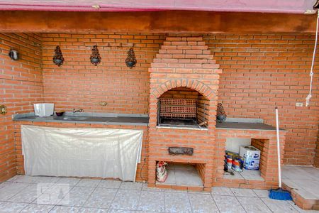 Casa para alugar com 300m², 3 quartos e 6 vagasÁrea comum - Churrasqueira