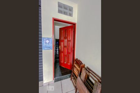 Casa para alugar com 300m², 3 quartos e 6 vagasEntrada