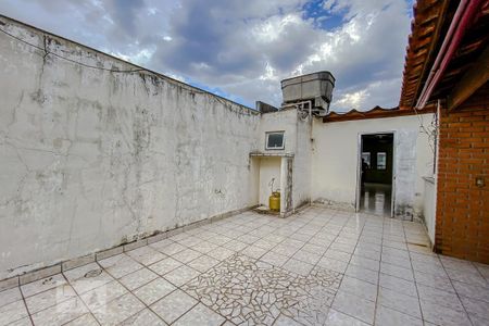 Casa para alugar com 300m², 3 quartos e 6 vagasÁrea comum - Churrasqueira