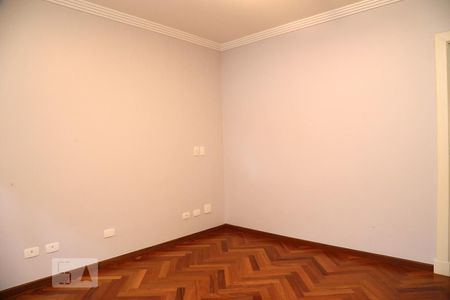 Casa de condomínio à venda com 670m², 4 quartos e 4 vagasSuíte 2