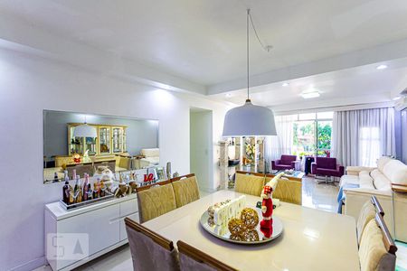 Sala de apartamento à venda com 3 quartos, 139m² em Icaraí, Niterói