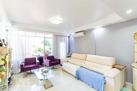 Sala de apartamento à venda com 3 quartos, 139m² em Icaraí, Niterói