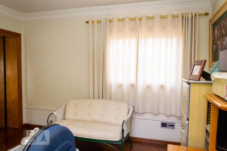 Casa de condomínio à venda com 586m², 4 quartos e 3 vagas Casa de condomínio à venda com 586m², 4 quartos e 3 vagasEscritório