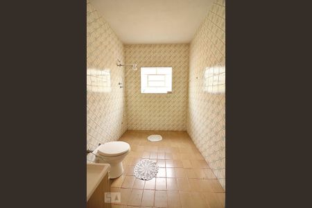 Casa à venda com 125m², 4 quartos e 4 vagasBanheiro Social 2