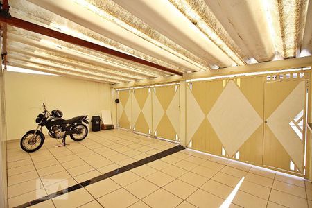 Casa à venda com 125m², 4 quartos e 4 vagasGaragem