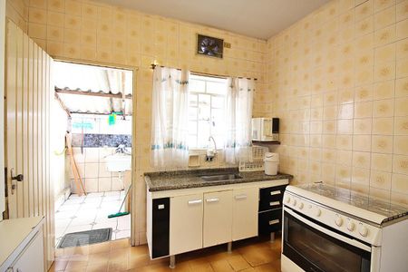 Casa à venda com 125m², 4 quartos e 4 vagasCozinha