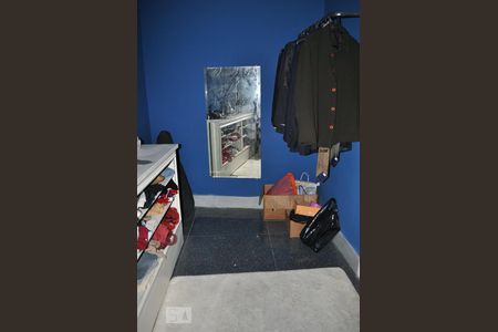 Casa à venda com 300m², 3 quartos e 3 vagasQuarto 1 - Closet