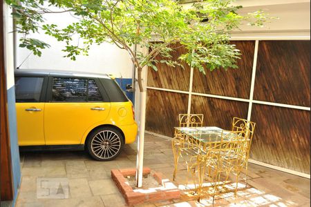 Casa à venda com 300m², 3 quartos e 3 vagasQuintal