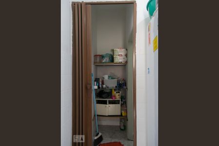 Casa à venda com 100m², 2 quartos e 1 vagacozinha