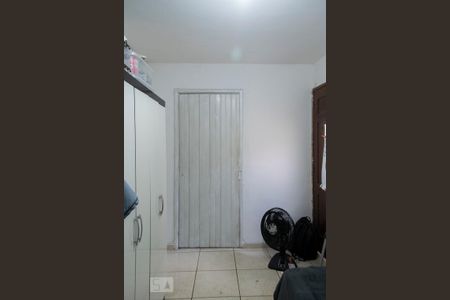 Casa à venda com 100m², 2 quartos e 1 vagaquarto 2