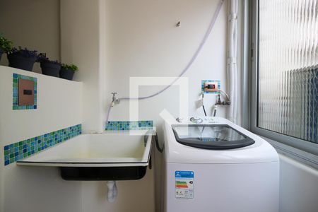 Apartamento à venda com 100m², 2 quartos e 1 vaga Apartamento à venda com 100m², 2 quartos e 1 vagaÁrea de Serviço