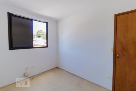 Quarto 1 de apartamento para alugar com 2 quartos, 53m² em Vila Ré, São Paulo