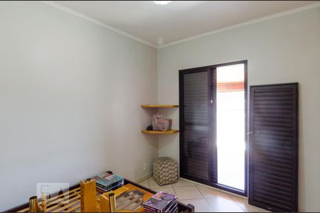 Casa à venda com 154m², 3 quartos e 3 vagasQuarto 3