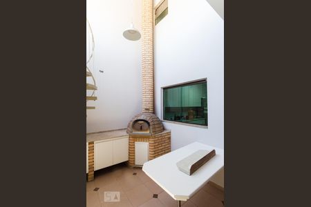 Casa à venda com 154m², 3 quartos e 3 vagasBanheiro de serviço