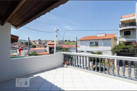 Casa à venda com 154m², 3 quartos e 3 vagasVaranda