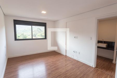 Apartamento à venda com 357m², 4 quartos e 3 vagas Apartamento à venda com 357m², 4 quartos e 3 vagasQuarto 4