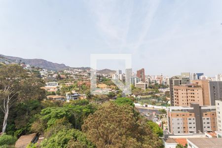 Apartamento à venda com 357m², 4 quartos e 3 vagas Apartamento à venda com 357m², 4 quartos e 3 vagasVista da Cobertura