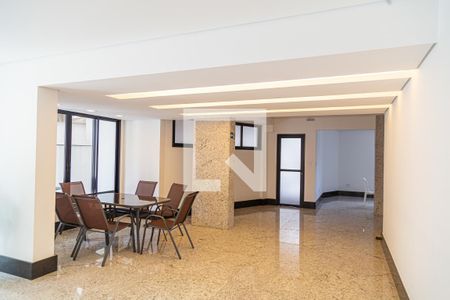 Apartamento à venda com 357m², 4 quartos e 3 vagas Apartamento à venda com 357m², 4 quartos e 3 vagasSalão de Festas