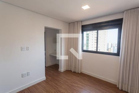 Apartamento à venda com 357m², 4 quartos e 3 vagas Apartamento à venda com 357m², 4 quartos e 3 vagasSuíte 2