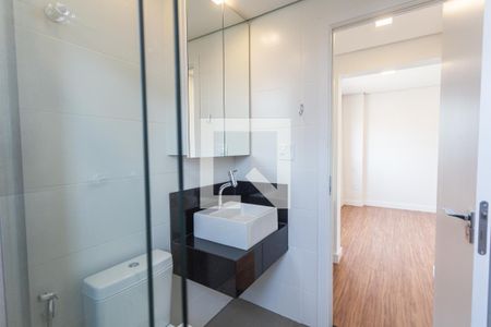 Apartamento à venda com 357m², 4 quartos e 3 vagas Apartamento à venda com 357m², 4 quartos e 3 vagasBanheiro da Suíte 2