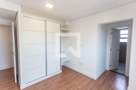 Apartamento à venda com 357m², 4 quartos e 3 vagas Apartamento à venda com 357m², 4 quartos e 3 vagasSuíte 2