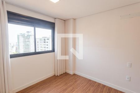 Apartamento à venda com 357m², 4 quartos e 3 vagas Apartamento à venda com 357m², 4 quartos e 3 vagasSuíte 2