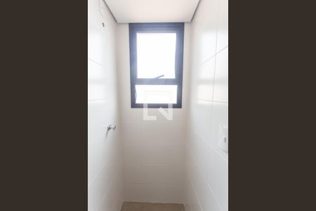 Apartamento à venda com 357m², 4 quartos e 3 vagas Apartamento à venda com 357m², 4 quartos e 3 vagasBanheiro de Serviço