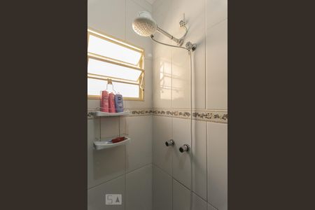 Casa à venda com 83m², 2 quartos e 3 vagasBanheiro da suíte 1