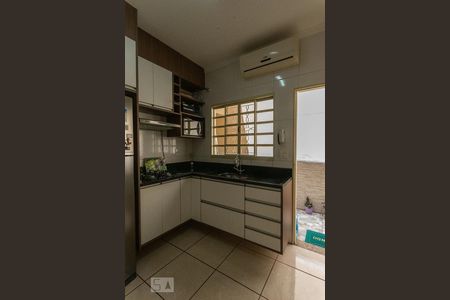 Casa à venda com 83m², 2 quartos e 3 vagasCozinha
