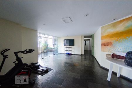 Apartamento à venda com 120m², 3 quartos e 1 vaga Apartamento à venda com 120m², 3 quartos e 1 vagaSalão de festas