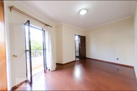 Apartamento à venda com 120m², 3 quartos e 1 vaga Apartamento à venda com 120m², 3 quartos e 1 vagaSuíte