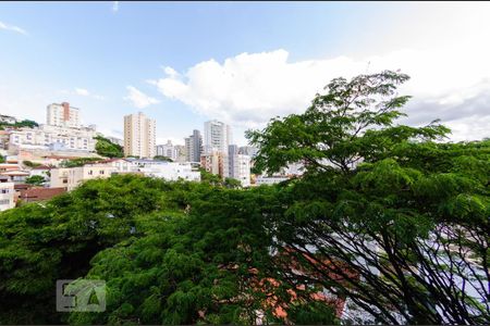 Apartamento à venda com 120m², 3 quartos e 1 vaga Apartamento à venda com 120m², 3 quartos e 1 vagaVaranda - Vista