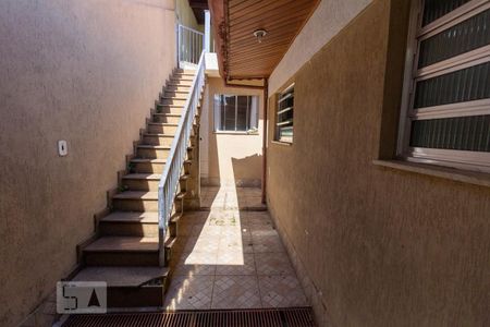 Casa à venda com 330m², 5 quartos e 6 vagas Casa à venda com 330m², 5 quartos e 6 vagasÁrea de Serviço