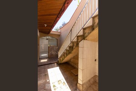 Casa à venda com 330m², 5 quartos e 6 vagas Casa à venda com 330m², 5 quartos e 6 vagasÁrea de Serviço