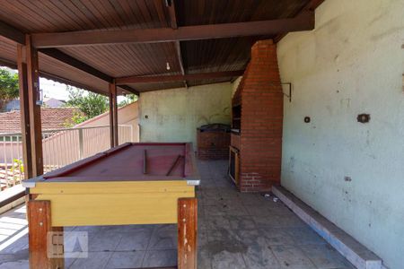 Casa à venda com 330m², 5 quartos e 6 vagas Casa à venda com 330m², 5 quartos e 6 vagasChurrasqueira