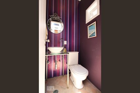 Lavabo de casa à venda com 3 quartos, 150m² em Vila Nova Conceição, São Paulo
