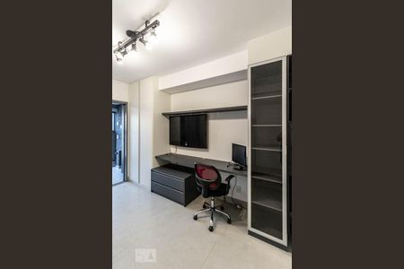 Sala/Quarto de kitnet/studio para alugar com 1 quarto, 31m² em Indianópolis, São Paulo