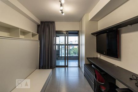 Sala/Quarto de kitnet/studio para alugar com 1 quarto, 31m² em Indianópolis, São Paulo