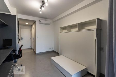 Sala/Quarto de kitnet/studio para alugar com 1 quarto, 31m² em Indianópolis, São Paulo