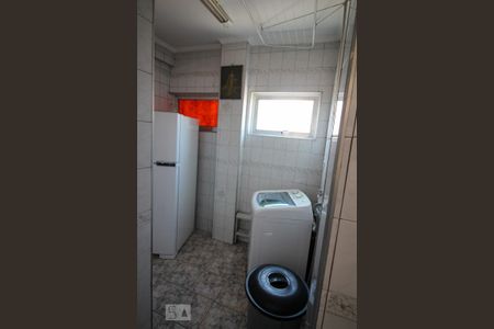 Apartamento à venda com 90m², 3 quartos e sem vaga Apartamento à venda com 90m², 3 quartos e sem vagaLavanderia