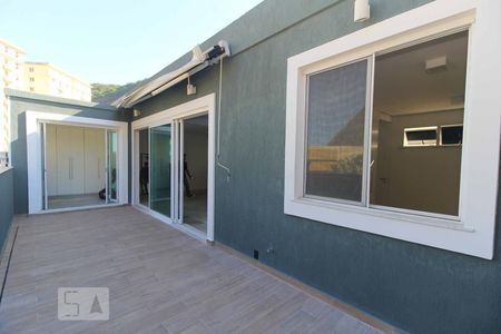 Apartamento à venda com 160m², 3 quartos e 1 vagaTerraço