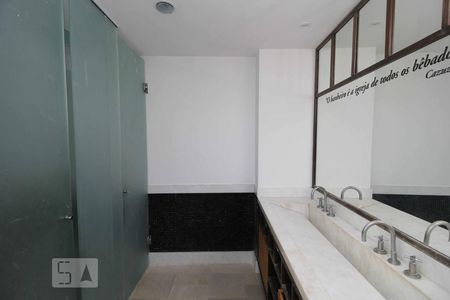 Apartamento à venda com 160m², 3 quartos e 1 vagaBanheiro