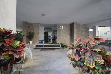 Apartamento à venda com 160m², 3 quartos e 1 vagaHall de entrada
