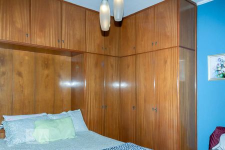 Casa à venda com 220m², 3 quartos e 4 vagas Casa à venda com 220m², 3 quartos e 4 vagasSuíte