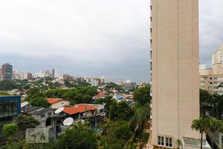 Apartamento à venda com 279m², 4 quartos e 4 vagas Apartamento à venda com 279m², 4 quartos e 4 vagasSuíte 3