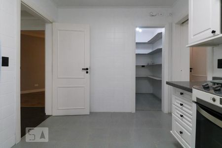 Apartamento à venda com 279m², 4 quartos e 4 vagas Apartamento à venda com 279m², 4 quartos e 4 vagasCozinha
