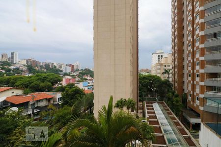Apartamento à venda com 279m², 4 quartos e 4 vagas Apartamento à venda com 279m², 4 quartos e 4 vagasQuarto de serviço 2
